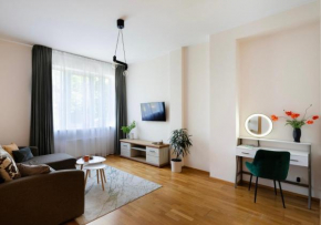 One bedroom Sunny Tallinn Street Apartment With Parking, Riga